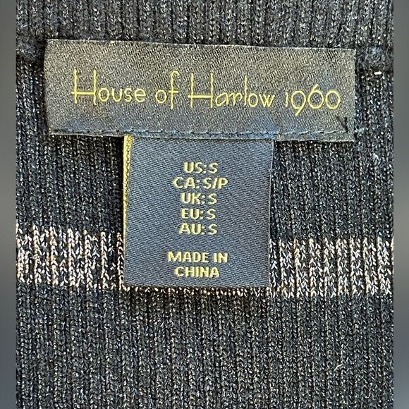 House of Harlow Ribbed Knit Metallic Striped Pencil Skirt. Smal - Picture 4 of 7